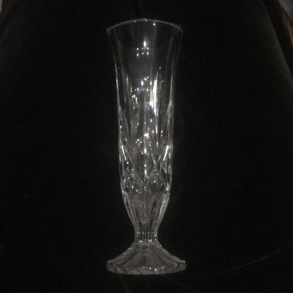 Vase - Picture 6 of 7